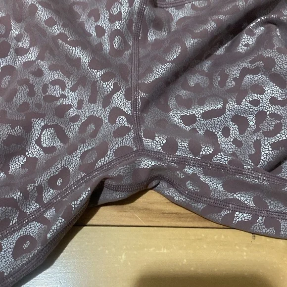 Zyia Leopard Print Leggings - Picture 7 of 8